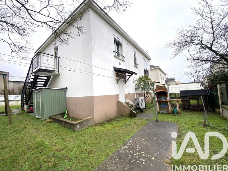 Maison - 94 m² - 6 pièces