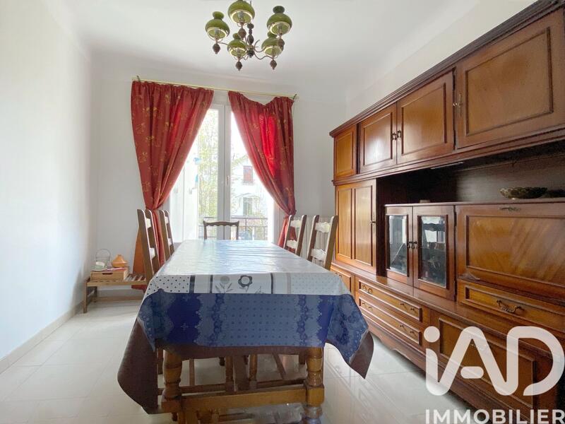 Maison de ville - 100 m² - 5 pièces