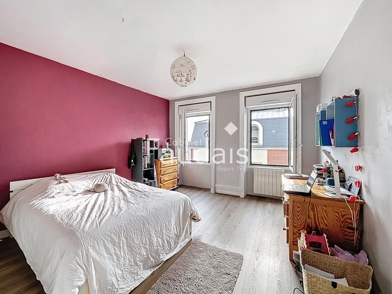 Appartement - 118 m² - 6 pièces