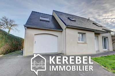 Maison - 99 m² - 5 pièces