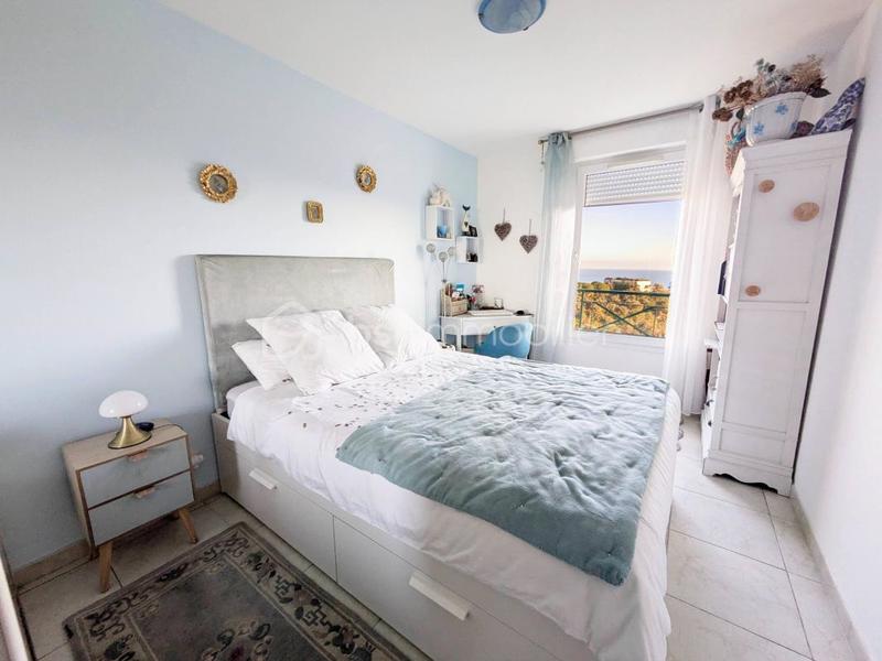 Appartement - 77 m² - 3 pièces