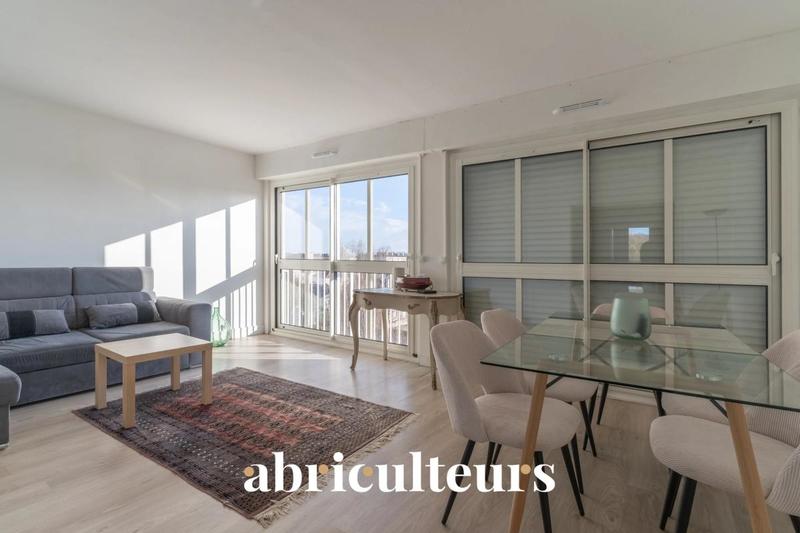 Appartement ancien - 64 m² - 3 pièces