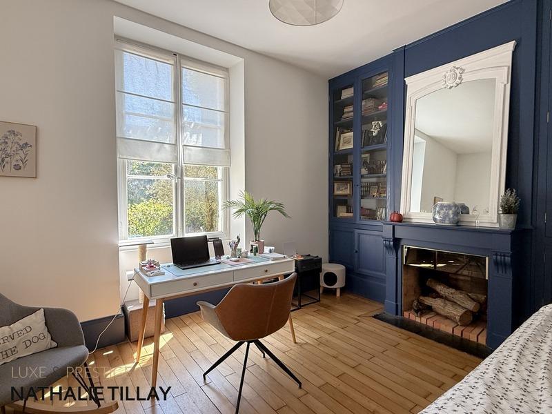 Maison bourgeoise - 270 m² - 7 pièces