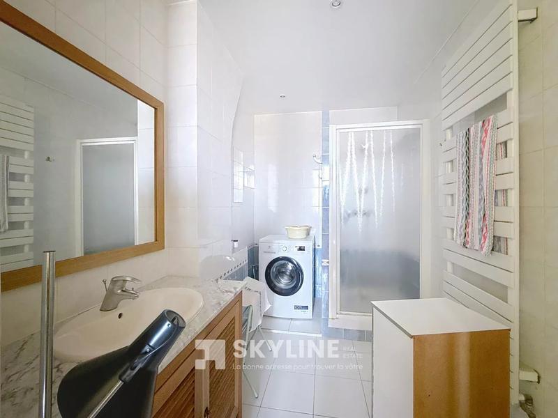 Appartement - 65 m² - 2 pièces