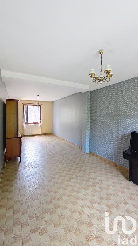 Maison - 212 m² - 8 pièces