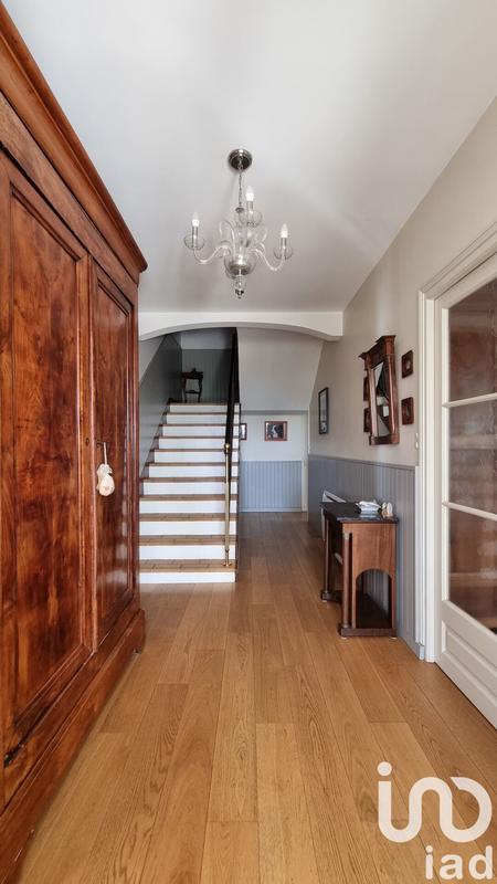 Maison - 170 m² - 7 pièces