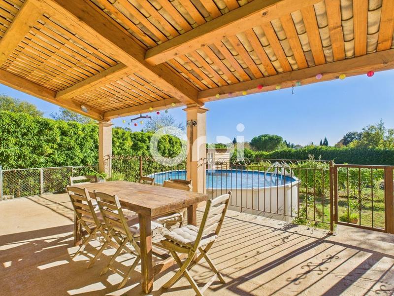 Maison - 336 m² - 11 pièces