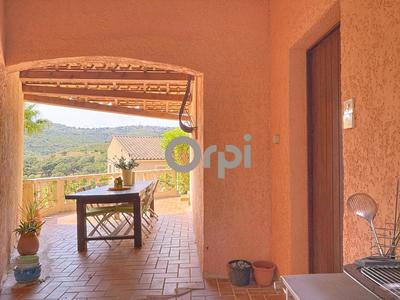 Maison - 98 m² - 5 pièces