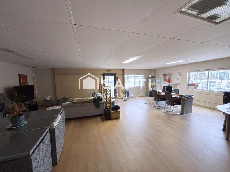 Local commercial - 450 m² - 6 pièces