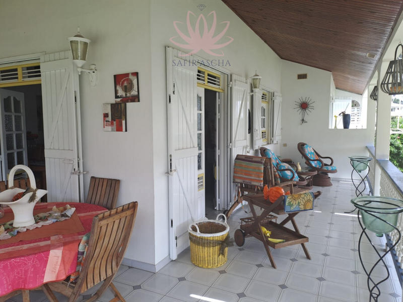 Maison - 193 m² - 4 pièces