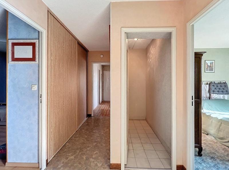 Appartement - 95 m² - 5 pièces