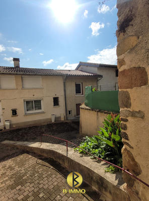 Maison de village - 95 m² - 5 pièces