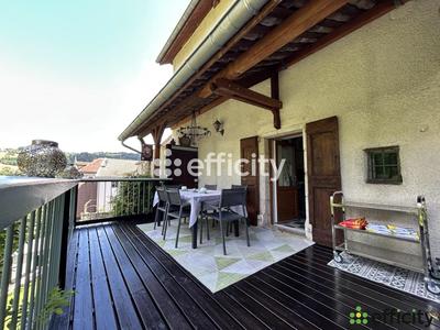 Maison - 220 m² - 9 pièces