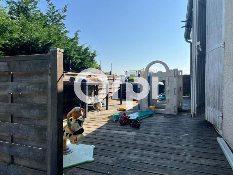 Maison - 102 m² - 4 pièces