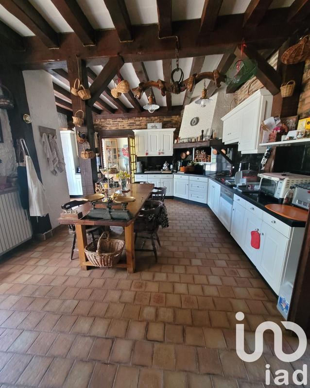 Maison - 285 m² - 6 pièces