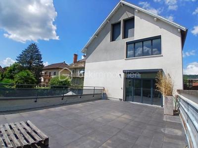 Loft - 173 m² - 4 pièces