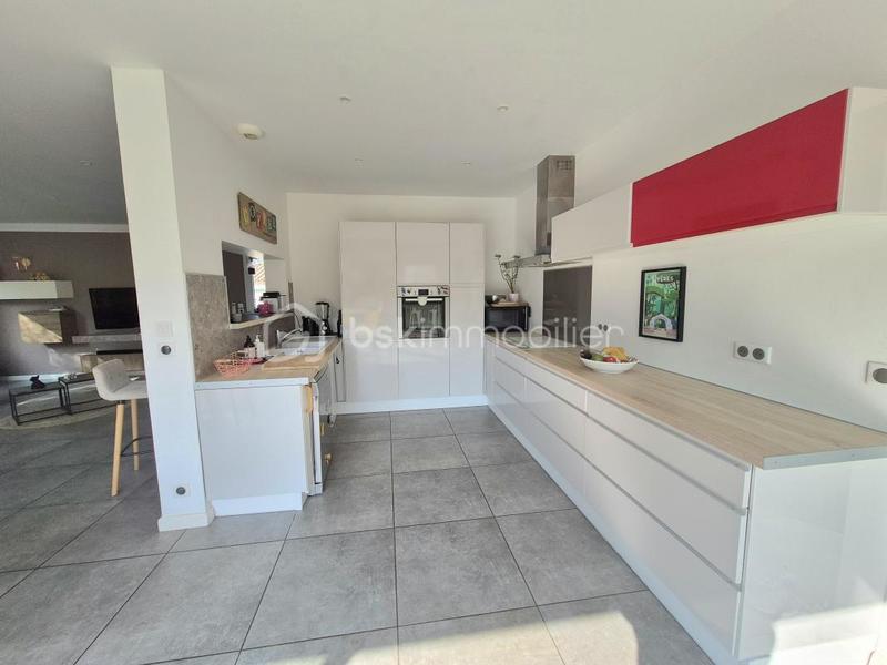 Maison - 165 m² - 5 pièces