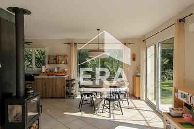 Maison - 137 m² - 7 pièces