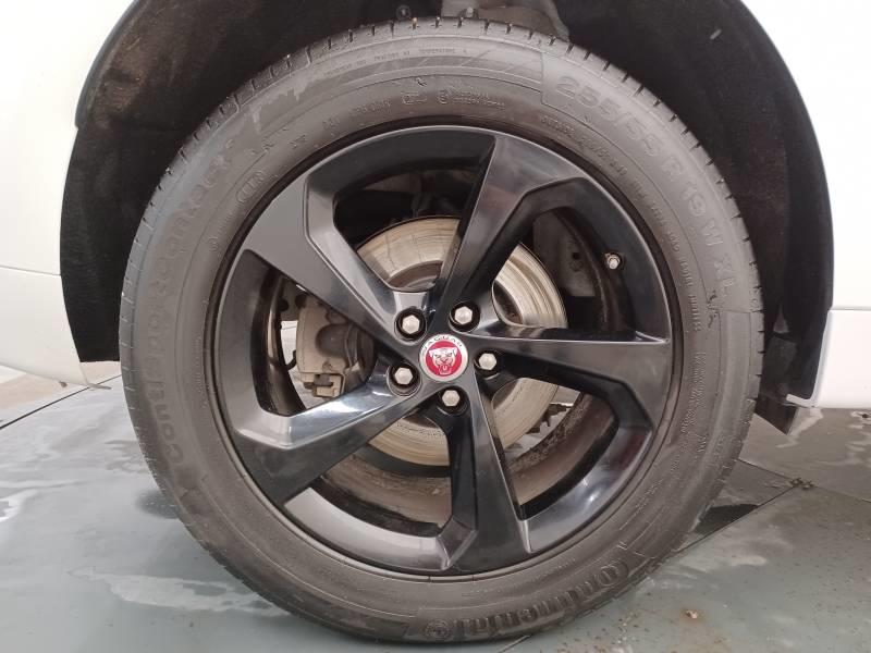 Jaguar F-Pace 2.0 d - 180 ch Awd Bva8 R-Sport