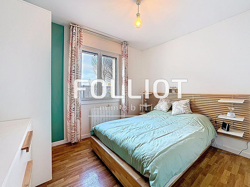 Maison - 140 m² - 8 pièces