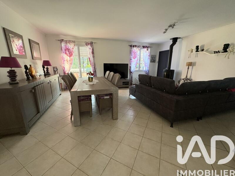 Maison - 105 m² - 4 pièces