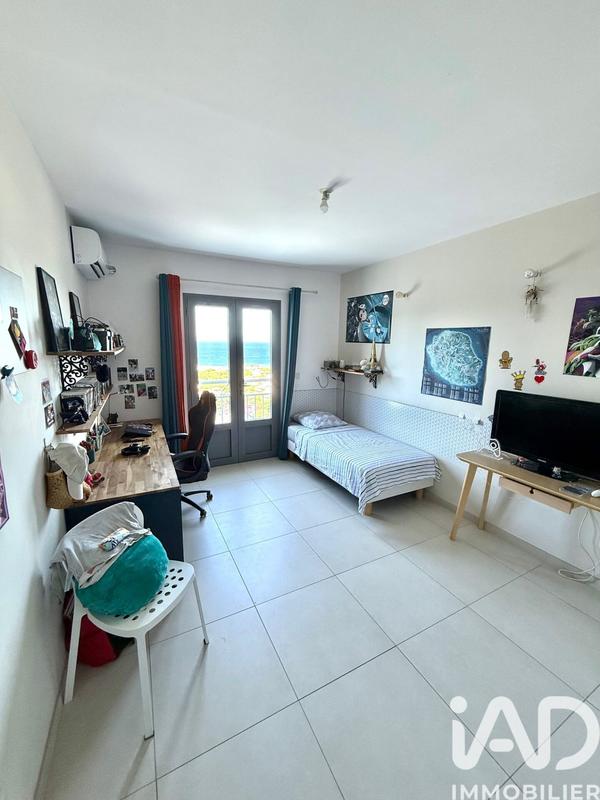 Maison - 180 m² - 6 pièces