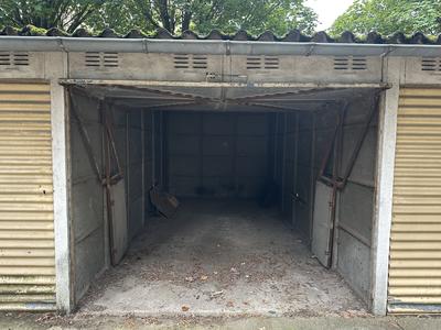 Garage - 13 m²