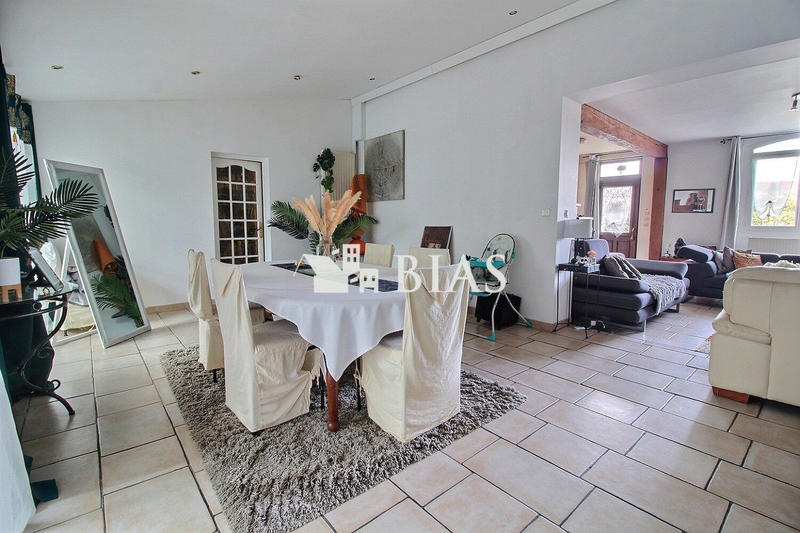 Maison - 149 m² - 5 pièces