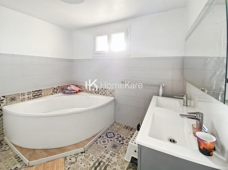 Maison - 175 m² - 6 pièces