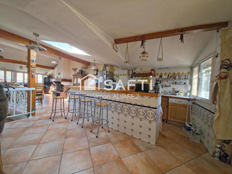 Appartement - 122 m² - 4 pièces