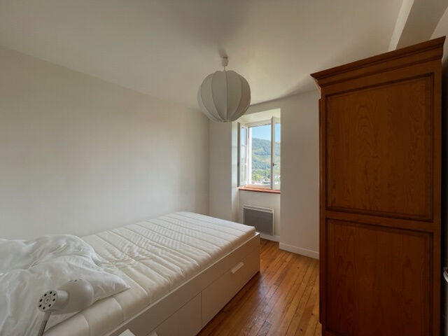 Maison - 80 m² - 6 pièces