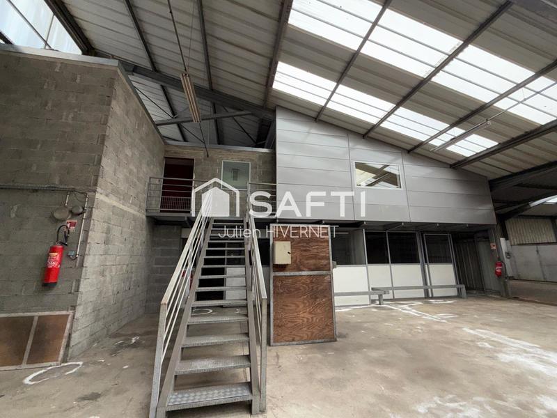 Local commercial - 1 100 m² - 5 pièces