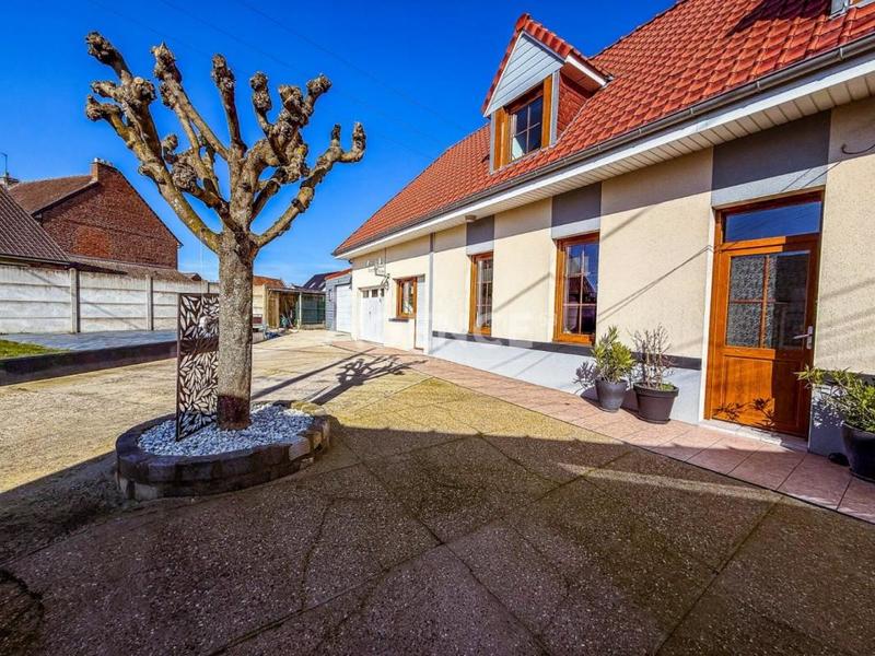 Maison - 120 m² - 5 pièces