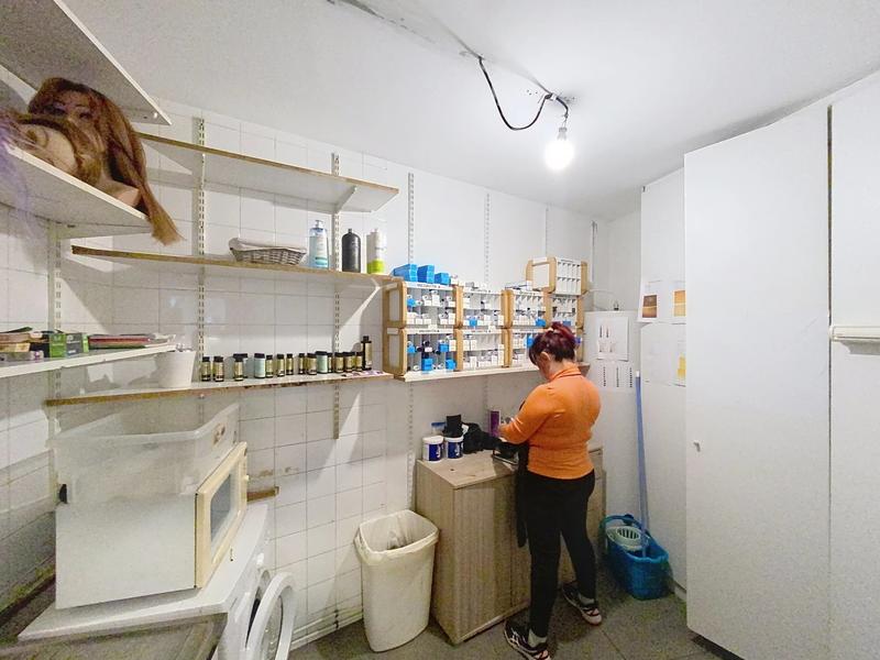 Local commercial - 82 m² - 3 pièces