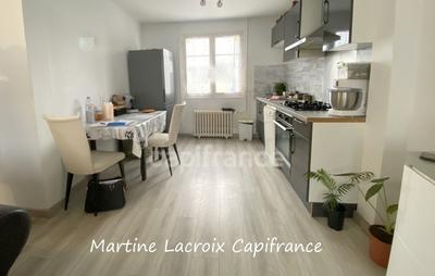 Maison de ville - 70 m² - 5 pièces