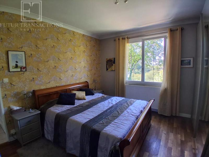 Maison - 145 m² - 6 pièces