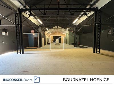 Maison - 330 m² - 5 pièces