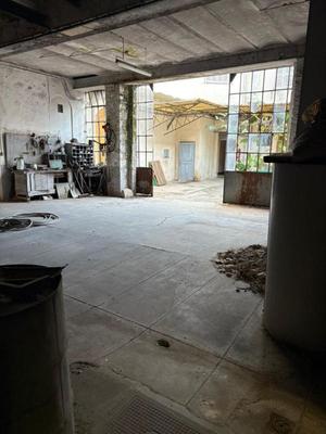 Entrepôt - 28 pièces