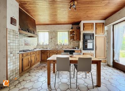 Maison - 110 m² - 5 pièces