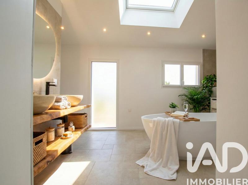 Maison de village - 202 m² - 6 pièces