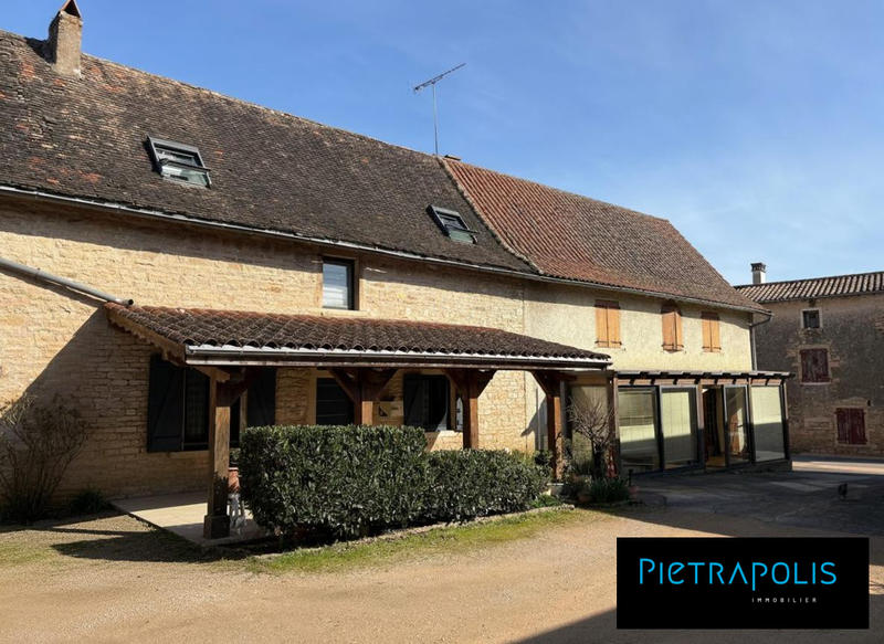 Maison ancienne - 200 m² - 9 pièces