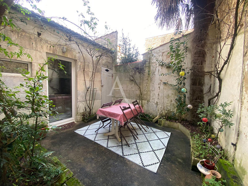 Maison - 197 m² - 8 pièces