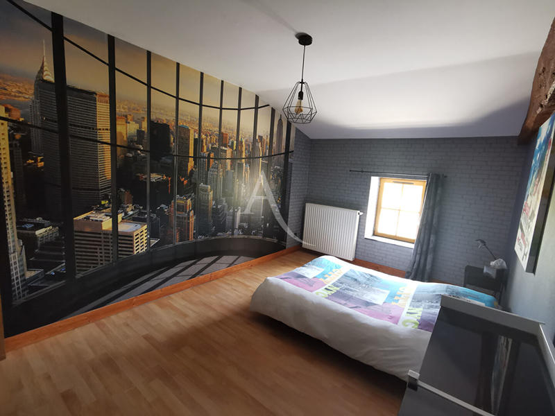 Maison - 373 m² - 11 pièces