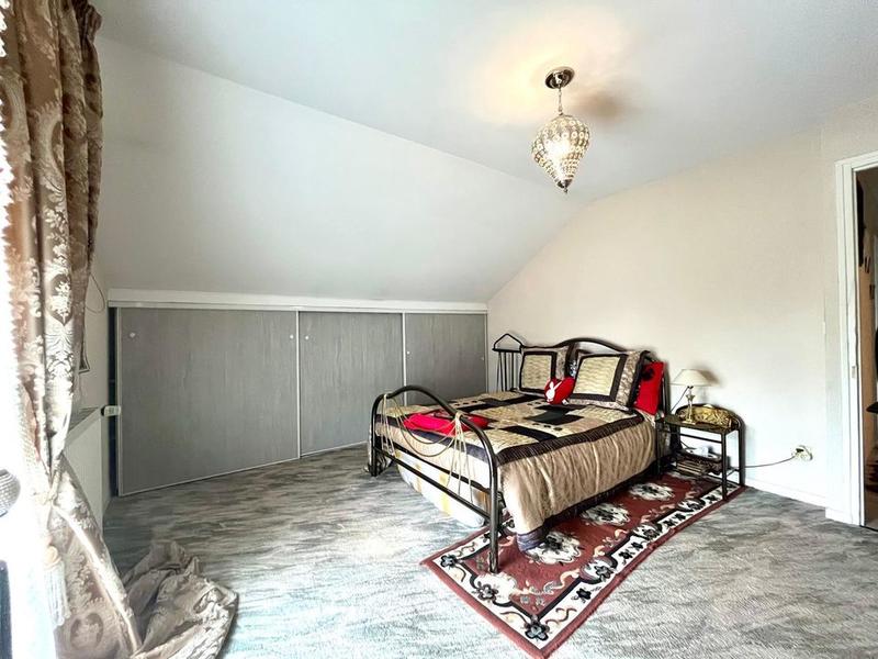 Maison d'architecte - 175 m² - 7 pièces