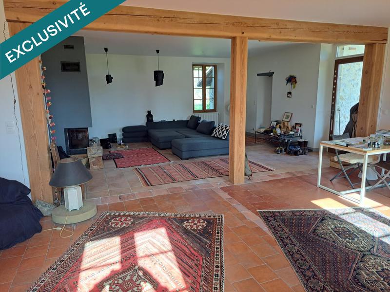 Maison - 150 m² - 4 pièces