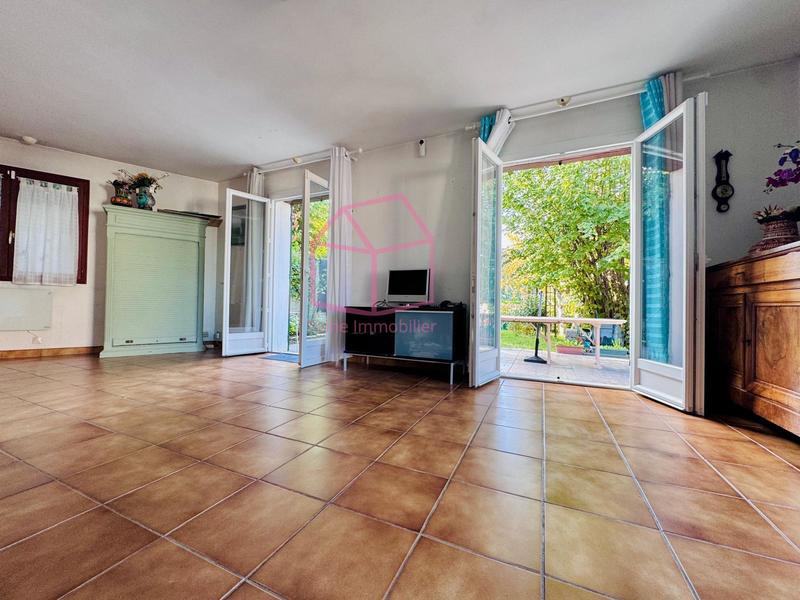 Maison - 140 m² - 7 pièces