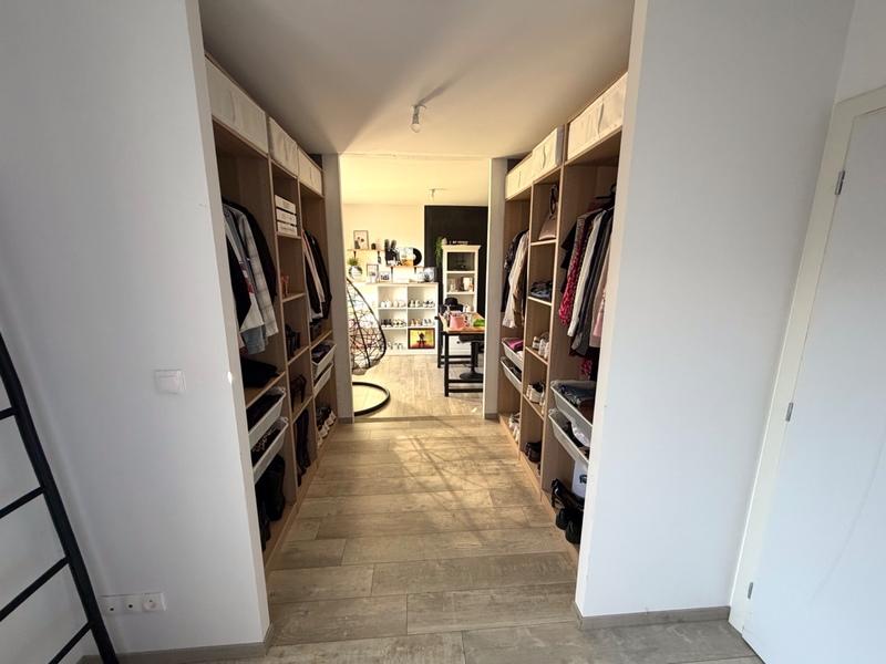 Maison - 121 m² - 6 pièces