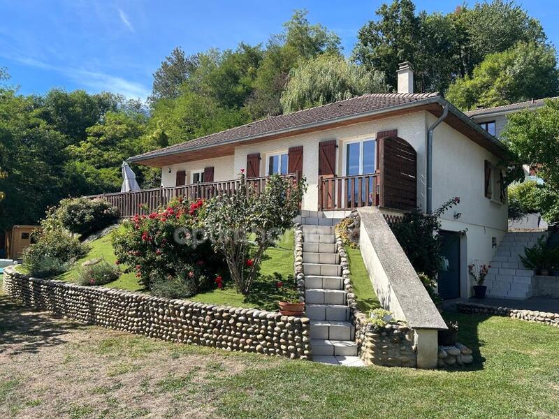 Maison - 85 m² - 4 pièces
