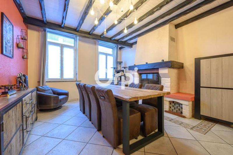 Maison - 195 m² - 7 pièces