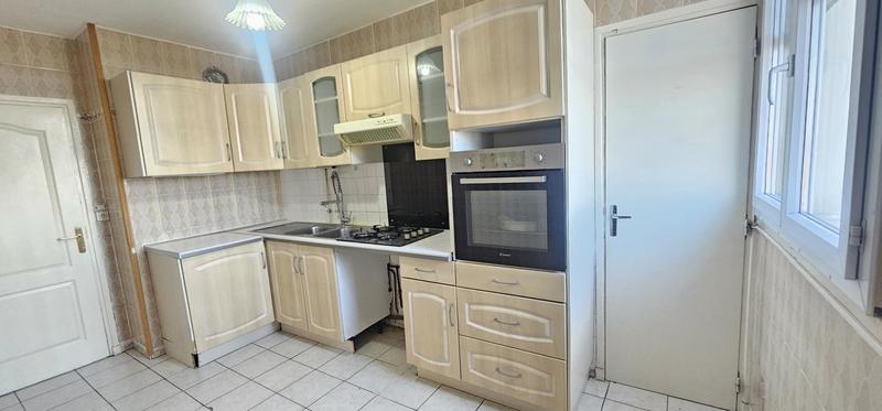 Appartement - 70 m² - 4 pièces